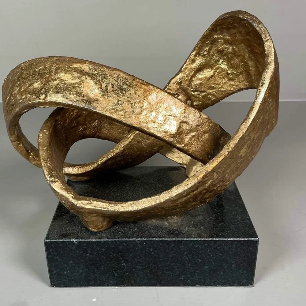 Abstract Gold Demi Statue - Picture 7 of 9